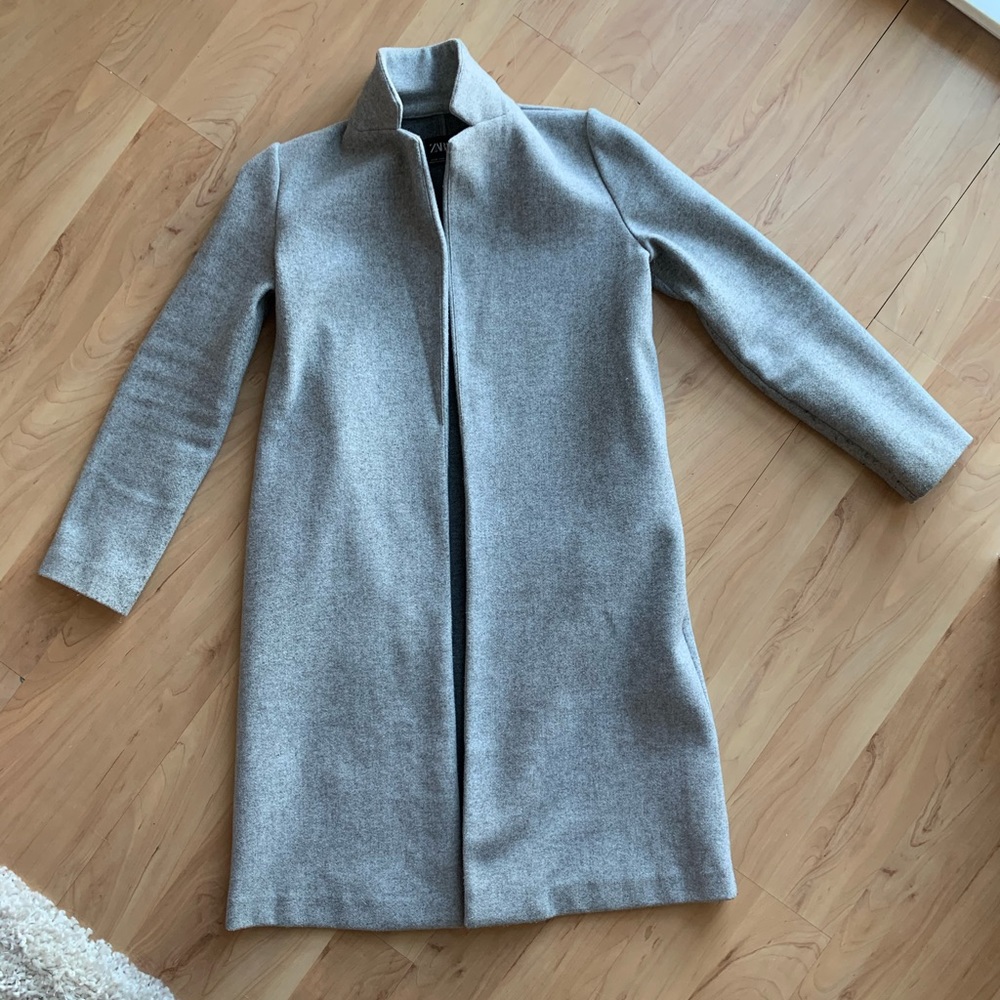 Zara Grey Coat with Lapel Collar Size Small